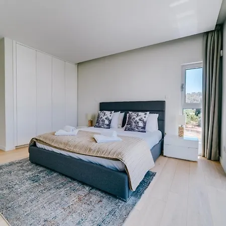 Emerald Suites Luxury Apartamento *